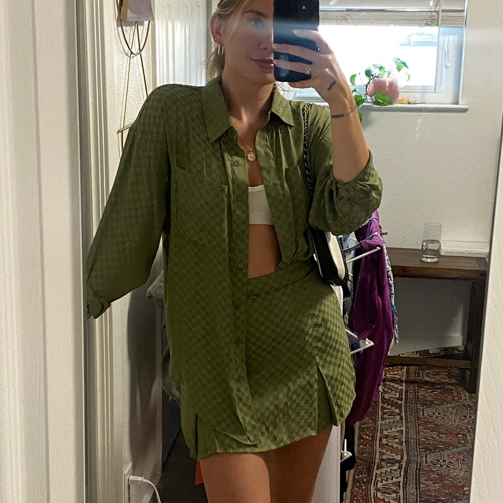 Green checkered satin skirt set
